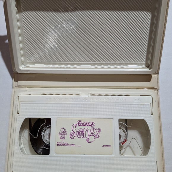 Barney VHS Lot Of 3 tested and works Best Manners, Barney Songs, Christmas - Picture 7 of 16